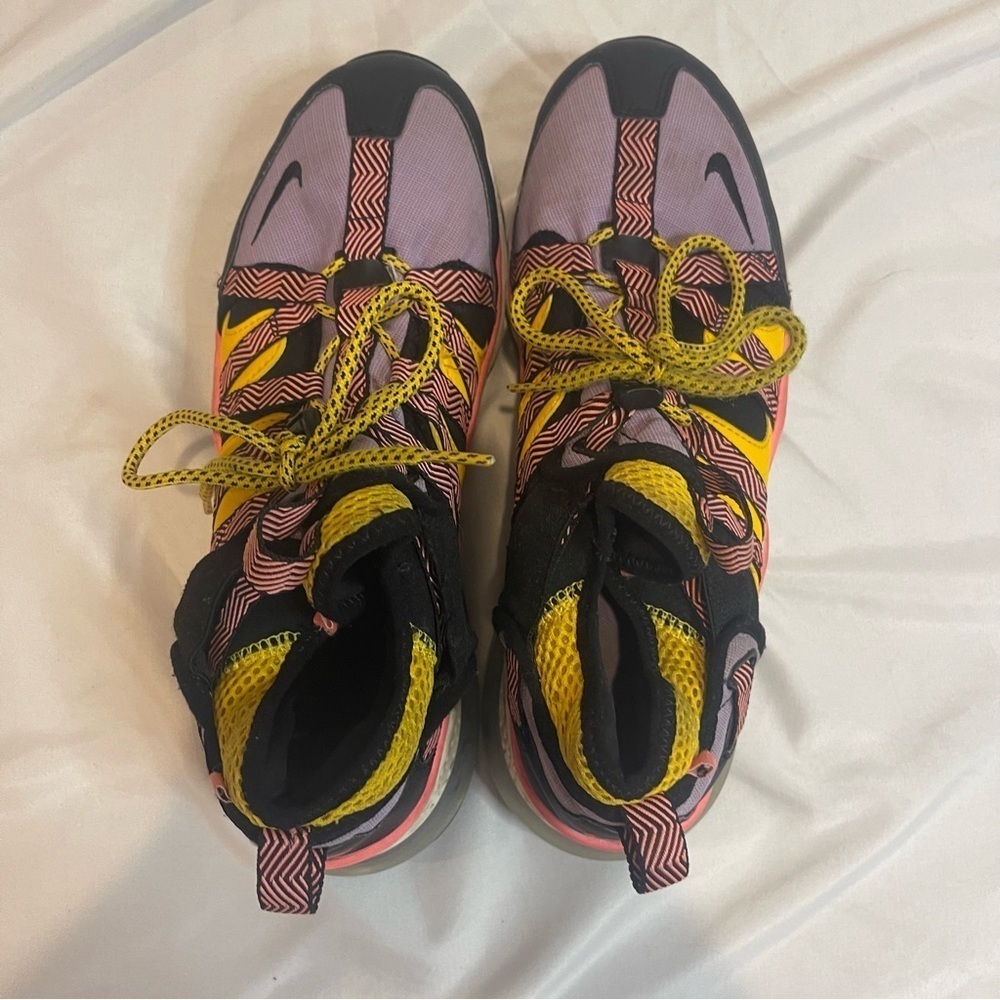 Nike Air Max 270 Bowfin Black Atomic Violet Amarillo Size 9.5 - Picture 8 of 10